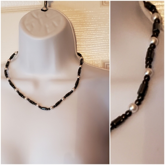 STERLING STYLES Black and white cardigan - Picture 8 of 10